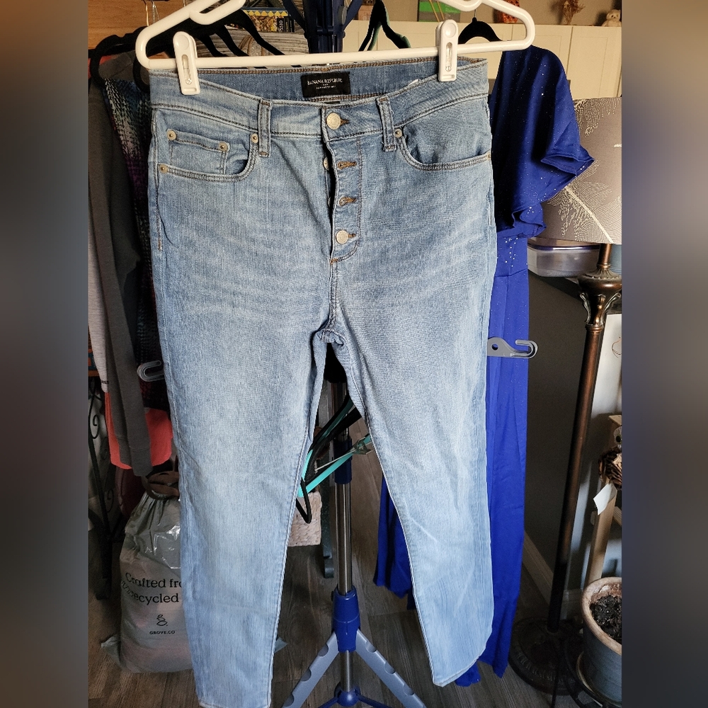 Size 29/8 Banana Republic Light wash Skinny Jeans
